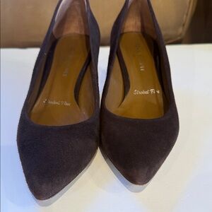 Donald Pliner brown suede kitten heels